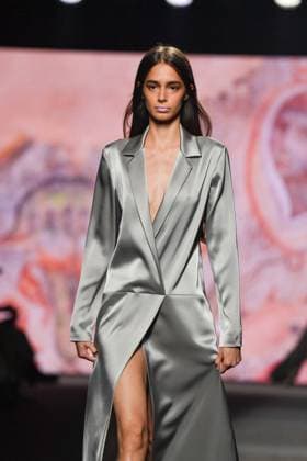 FELY CAMPO Fashion Week de Madrid A model walks the runway wearing a design by FELY CAMPO during Mercedes-Benz Fashion Week de Madrid in IFERMA, 20 de septiembre 2025 Spain Featuring: A model walks the runway wearing a design by Fely Campo during Mercedes-Benz Fashion Week de Madrid in IFERMA, 20 septiembre 2025 Spain Where: Madrid, Spain When: 20 Sep 2025 Credit: Oscar Gonzalez WENN Madrid Spain Copyright: xOscarxGonzalez WENNx wenn40662530 OFA ZOJx wenn40662530