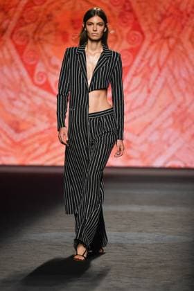 FELY CAMPO Fashion Week de Madrid A model walks the runway wearing a design by FELY CAMPO during Mercedes-Benz Fashion Week de Madrid in IFERMA, 20 de septiembre 2025 Spain Featuring: A model walks the runway wearing a design by Fely Campo during Mercedes-Benz Fashion Week de Madrid in IFERMA, 20 septiembre 2025 Spain Where: Madrid, Spain When: 20 Sep 2025 Credit: Oscar Gonzalez WENN Madrid Spain Copyright: xOscarxGonzalez WENNx wenn40662533 OFA ZOJx wenn40662533