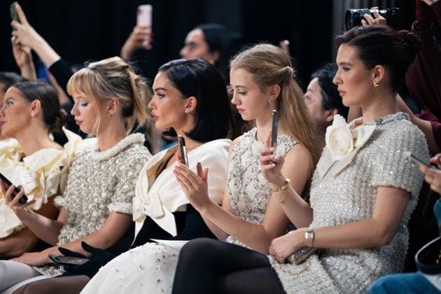 Richard Quinn - Runway - LFW September 2025 Front Row at the runway at the Richard Quinn show during London Fashion Week September 2025 at St John s Smith Square., Credit:Lounis Tiar Avalon United Kingdom, London  Copyright: xLounisxTiarx xAvalonx 1038984961