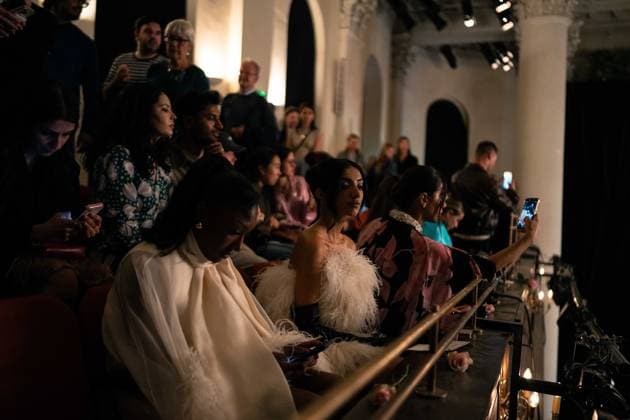 Richard Quinn - Runway - LFW September 2025 Guest arrives at the Richard Quinn show during London Fashion Week September 2025 at St John s Smith Square., Credit:Lounis Tiar Avalon United Kingdom, London  Copyright: xLounisxTiarx xAvalonx 1039006480