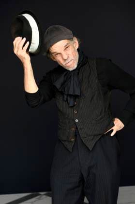 Denis Lavant bei einem exklusiven Photoshooting auf dem 73. Internationalen Filmfestival San Sebastian Festival Internacional de Cine de San Sebastian im Hotel Maria Cristina. San Sebastian, 21.09.2025