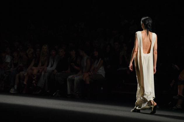 EGO Mercedes-Benz Fashion Week de Madrid - 21 Sep 2025 A model walks the runway wearing a design by Studio Cumbre during the Ego Mercedes-Benz Fashion Week de Madrid in IFERMA. Madrid Spain Copyright: xAtilanoxGarciax xSOPAxImagesx FOTO48973