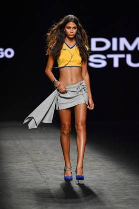 EGO Mercedes-Benz Fashion Week de Madrid - 21 Sep 2025 A model walks the runway wearing a design by Dimoni Studio during the Ego Mercedes-Benz Fashion Week de Madrid in IFErMA. Madrid Spain Copyright: xAtilanoxGarciax xSOPAxImagesx FOTO48741