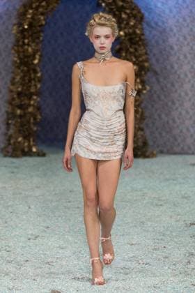 Aadnevik SS26 Show at London Fashion Week LONDON, UNITED KINGDOM - SEPTEMBER 21: A model walks the runway during Aadnevik Spring Summer 2026 show a la memoire de Marie Antoinette the last Queen at The Royal Horseguards Hotel as part of London Fashion Week in London, United Kingdom on September 21, 2025. Wiktor Szymanowicz Anadolu London United Kingdom. Editorial use only. Please get in touch for any other usage.  Copyright: x2025xAnadoluxWiktorxSzymanowiczx