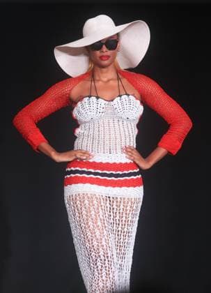 A model walks the runway wearing a creation by Krissi and Priya brand during the second annual Hats & Heels event by Rotary Trinidad and Tobago Hats & Heels event IN Port of Spain, Trinidad and Tobago, 21 September 2025. The event, which commemorates the United Nations International Day of Peace, aims to support Rotary s peacebuilding initiatives, particularly its youth empowerment project and support initiatives. Hats & Heels, a fashion show to raise funds for youth projects !ACHTUNG: NUR REDAKTIONELLE NUTZUNG!  Copyright: xAndreaxDexSilvax USA4725 20250922-55017995434_1