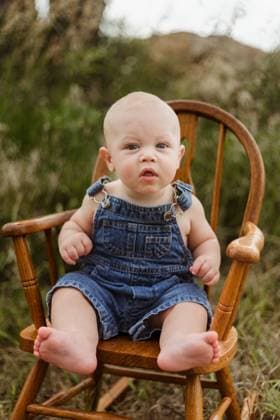 Creative Highlight Symbolbilder 6 month old baby boy Concordia, Kansas, United States R_ZMDZ250917-1832954-01 ,model released, Symbolfoto