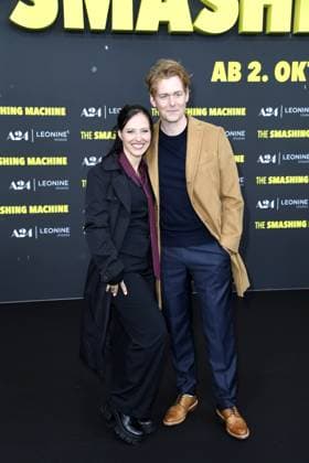 Deutschlandpremiere von THE SMASHING MACHINE Nadja Jo Klapper und Johannes Heinrichs bei der Deutschlandpremiere von THE SMASHING MACHINE in Berlin Datum 22.09..2025 Copyright: xEventpressxBerndtx