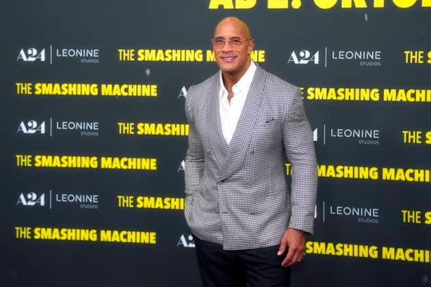 The Smashing Machine , Filmpremiere im Zoo Palast, Berlin, 22.09.2025 Dwayne Johnson, THE SMASHING MACHINE , Red Carpet zur Deutschland-Premiere im ZOO PALAST, Berlin, 22.09.2025 Berlin Zoo Palast Deutschland, germany Copyright: xChristianxBehringx