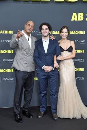 Dwayne Johnson, Benny Safdie und Emily Blunt bei der Deutschlandpremiere von THE SMASHING MACHINE in Berlin am 22.09.2025
