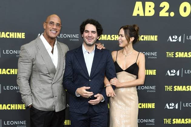 Dwayne Johnson, Benny Safdie und Emily Blunt bei der Deutschlandpremiere von THE SMASHING MACHINE in Berlin am 22.09.2025