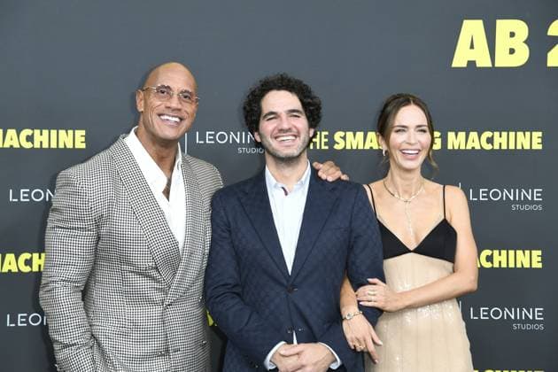 Dwayne Johnson, Benny Safdie und Emily Blunt bei der Deutschlandpremiere von THE SMASHING MACHINE in Berlin am 22.09.2025