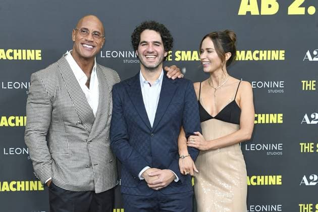 Dwayne Johnson, Benny Safdie und Emily Blunt bei der Deutschlandpremiere von THE SMASHING MACHINE in Berlin am 22.09.2025