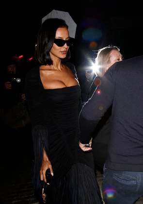 Burberry Summer 2026 Show - After-Party Burberry Summer 2026 Show - After-Party LONDON, ENGLAND - SEPTEMBER 22: Maya Jama get a helping hand as she seen leaving the after-party following the Burberry Summer 2026 show during London Fashion Week at the temporarily reopened Chiltern Firehouse on September 22, 2025 in London, England. Byline: James James Smart Pictures Think Pictures think Smart GOT A TIP STORY? CALL OR E-MAIL TEAM SMART Ed@smartpictures.co.uk Mary@smartpictures.co.uk info@smartpictures.co.uk web site:smartpictures.co.uk Office :Telephone: +44 7956 245606, Credit:James Avalon  Copyright: xJamesx xAvalonx 1039481765