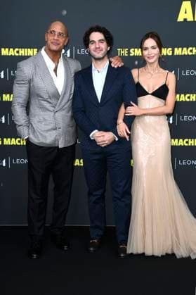Dwayne Johnson, Benny Safdie und Emily Blunt bei der Premiere des Kinofilms The Smashing Machine im Zoo Palast. Berlin, 22.09.2025