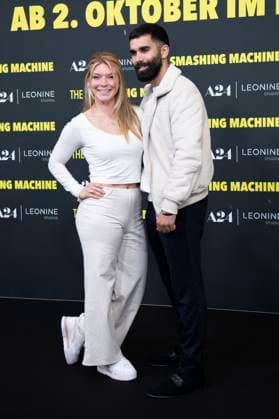 Natalie Zimmermann mit Gast bei der Premiere des Kinofims The Smashing Machine im Zoo Palast. Berlin, 22.09.2025