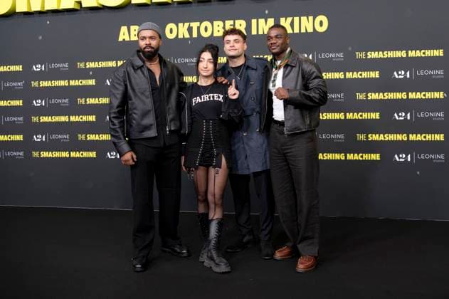 Barry Hammerschmidt, Eda Schmidt, Gast und Melo bei der Premiere des Kinofims The Smashing Machine im Zoo Palast. Berlin, 22.09.2025