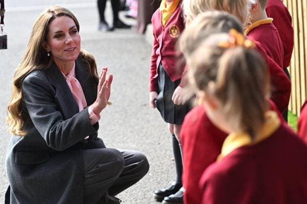 . 23 09 2025. Southport, United Kingdom. Prince William and Kate Middleton , the Prince and Princess of Wales, during a visit to a school in Southport, United Kingdom , where one of the three girls killed in the Southport attack last year was a pupil.  xPoolx xi-Imagesx IIM-26252-0005