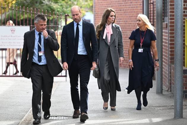 . 23 09 2025. Southport, United Kingdom. Prince William and Kate Middleton , the Prince and Princess of Wales, during a visit to a school in Southport, United Kingdom , where one of the three girls killed in the Southport attack last year was a pupil.  xPoolx xi-Imagesx IIM-26252-0011