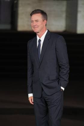 Milan, Italy: Milan, Milan Women s Fashion Week Spring Summer 2026 - Women s Fashion, Spring Summer 2026 - Gucci fashion show - guests in the photo: Edward Norton Milan Italy  - ZUMAp169 20250923_zea_p169_464 Copyright: xRiccardoxGIordanox