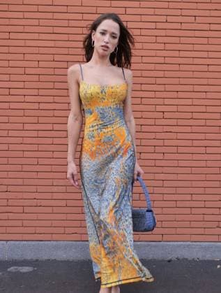 Milan, Milan Italy: Milan, Milan Women s Fashion Week Spring Summer 2026 - Women s Fashion, Spring Summer 2026 - Diesel fashion show - arrivals - In the photo: guest Milan  - ZUMAp169 20250923_zea_p169_840 Copyright: xLucaxPontix