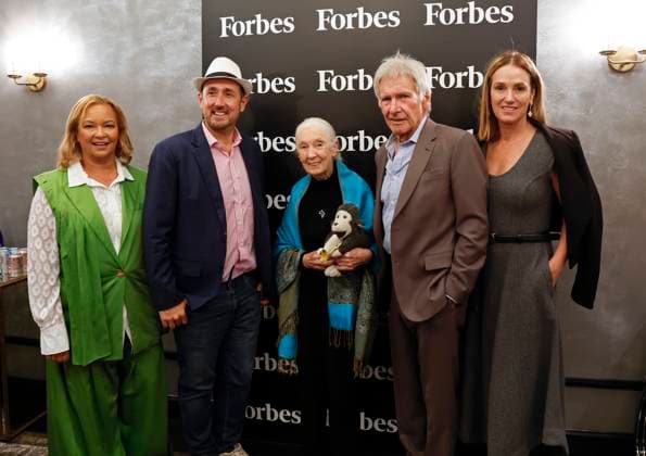 Lisa P Jackson, vice president of Environment, Policy and Social Initiatives at Apple, Randall Lane Chief Content Officer Forbes, Founder of The Jane Goodall Institute Dr. Jane Goodall, Harrison Ford and Sherry Phillips CEO Forbes stand together at the 2025 Forbes Sustainability Leaders Summit at Forbes on Fifth on Monday, September 22, 2025 in New York City.  NYP202509212004 JohnxAngelillo
