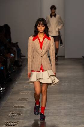 Milan Fashion Week - Women S S 2026 Iceberg Men and Women Fashion Show Runway Milan, Italy Milan Fashion Week - Women S S 2026 Iceberg Men and Women Fashion Show Runway Milan, Italy 23rd September 2025  Copyright: xCristianxIncarbonax