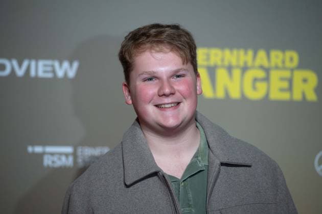 Julius WECKAUF, Schauspieler, Roter Teppich, Red Carpet Show, Ankunft, arrival, Filmpremiere Filmpremiere BERNHARD LANGER - Der Ewige Champion am 23.09.2025 im Cinedom-Kino in Koeln,