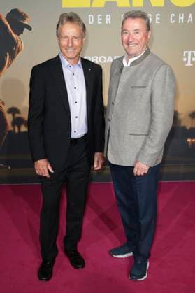 Bernhard Langer und Erwin Langer bei der Premiere des Dokumentarfilms Bernhard Langer - Der ewige Champion im Cinedom. Köln, 23.09.2025