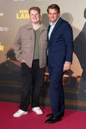 Julius Weckauf und Leopold Hoesch bei der Premiere des Dokumentarfilms Bernhard Langer - Der ewige Champion im Cinedom. Köln, 23.09.2025