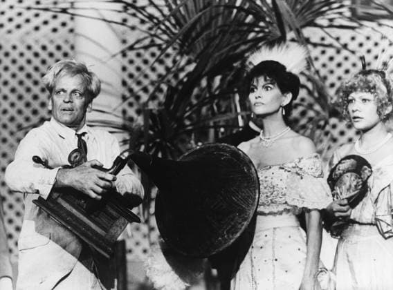 Germany: GERMANY - **SPECIAL FEE** KLAUS KINSKI AND CLAUDIA CARDINALE IN THE FILM FITZCARRALDO DIRECTED BY WERNER HERZOG Germany  - ZUMAp169 19700101_zea_p169_081 Copyright: xBORELLIx