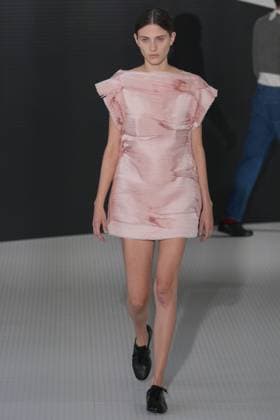 Milan, Milan Women s Fashion Week Spring Summer 2026 - Women s Fashion, Spring Summer 2026. - Jil Sander fashion show - catwalk in the photo: Model  Copyright: xRiccardoxGIordanox xipa-agency.netx xRiccardoxGiordano IPAx IPA_Agency_IPA65648073