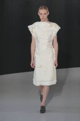 Milan, Milan Women s Fashion Week Spring Summer 2026 - Women s Fashion, Spring Summer 2026. - Jil Sander fashion show - catwalk in the photo: Model  Copyright: xRiccardoxGIordanox xipa-agency.netx xRiccardoxGiordano IPAx IPA_Agency_IPA65648078