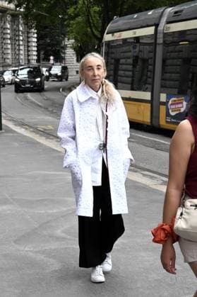Milan, Jil Sander - Arrival of Guests - Milan Fashion Week - Womenswear Spring Summer 2026. Pictured: Carla Sozzani  Copyright: xSimonexComix xipa-agency.netx xSimonexComix IPA_Agency_IPA65649045