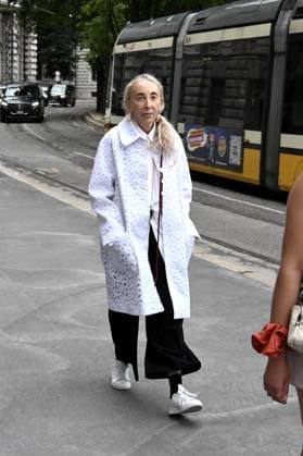 Milan, Jil Sander - Arrival of Guests - Milan Fashion Week - Womenswear Spring Summer 2026. Pictured: Carla Sozzani  Copyright: xSimonexComix xipa-agency.netx xSimonexComix IPA_Agency_IPA65649052
