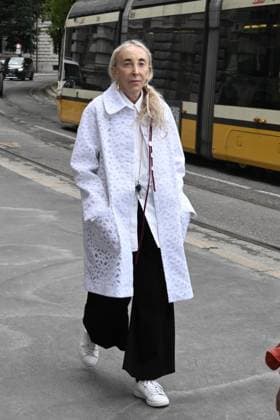 Milan, Jil Sander - Arrival of Guests - Milan Fashion Week - Womenswear Spring Summer 2026. Pictured: Carla Sozzani  Copyright: xSimonexComix xipa-agency.netx xSimonexComix IPA_Agency_IPA65649064