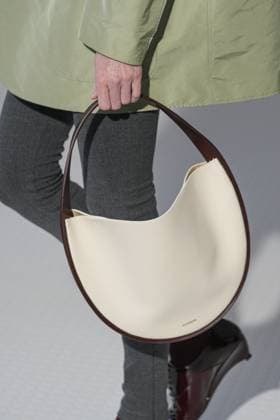 Milan, Italy: Milan, Milan Women s Fashion Week Spring Summer 2026 - Women s Fashion, Spring Summer 2026. - Jil Sander fashion show - catwalk in the photo: Bag Detail Milan Italy  - ZUMAp169 20250924_zea_p169_061 Copyright: xRiccardoxGIordanox