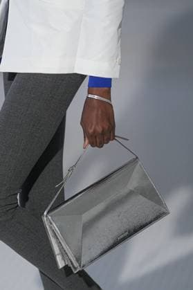 Milan, Italy: Milan, Milan Women s Fashion Week Spring Summer 2026 - Women s Fashion, Spring Summer 2026. - Jil Sander fashion show - catwalk in the photo: Bag Detail Milan Italy  - ZUMAp169 20250924_zea_p169_066 Copyright: xRiccardoxGIordanox