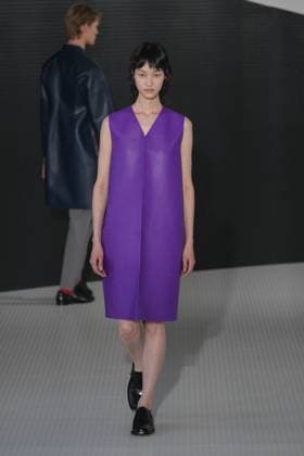 MFW - Jil Sander Runway Model at the Jil Sander fashion show during the Milan Womenswear Spring Summer 2026 on September 24, 2025 in Milan, Italy. Photo by Riccardo Giordano IPA ABACAPRESS.COM Milan Italy  Copyright: xGiordanoxRiccardo IPA ABACAx