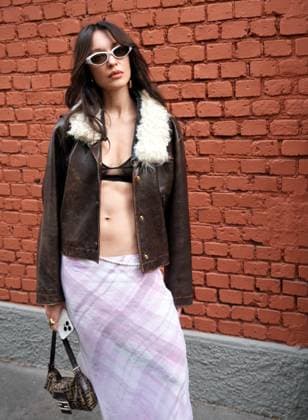 Milan, Crowds of people, influencers, and onlookers outside the Fendi fashion show during Women s Fashion Week, Milan Fashion Week on Via Solari.  Copyright: xDuilioxPiaggesix xipa-agency.netx xDuilioxPiaggesix IPA_Agency_IPA65673341