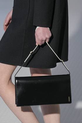 Milan, Italy: Milan, Milan Women s Fashion Week Spring Summer 2026 - Women s Fashion, Spring Summer 2026. - Jil Sander fashion show - catwalk in the photo: Bag Detail Milan Italy  - ZUMAp169 20250924_zea_p169_800 Copyright: xRiccardoxGIordanox
