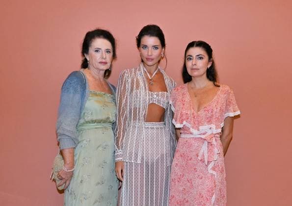 Milan: Milan, Italy Luisa Beccaria Spring Summer 2026 collection presentation show In the photo: Vialina Lemann and Luisa Beccaria and daughter Lucilla Beccaria designer of the brand Milan  - ZUMAp169 20250924_zea_p169_1035 Copyright: xNickxZonnax