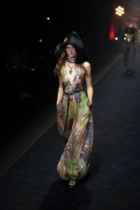 Milan Fashion Week - Women S S 2026 Etro Fashion Show Runway Milan, Italy Milan Fashion Week - Women S S 2026 Etro Fashion Show Runway Milan, Italy 24th September 2025  Copyright: xJohnnyxDallaxLibera SGPx