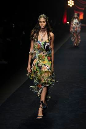 Milan Fashion Week - Women S S 2026 Etro Fashion Show Runway Milan, Italy Milan Fashion Week - Women S S 2026 Etro Fashion Show Runway Milan, Italy 24th September 2025  Copyright: xJohnnyxDallaxLibera SGPx