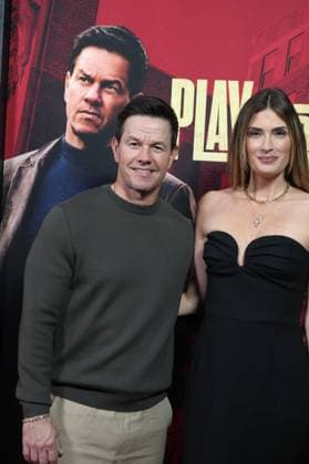 September 24, 2025, New York, New York, USA: MARK WAHLBERG and RHEA DURHAM attend the Play Dirty World Premiere at the SVA Theater in New York. New York USA - ZUMAms4_ 20250924_faf_ms4_019 Copyright: xSoniaxMoskowitzxGordonx