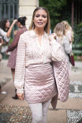 Milan Fashion Week - Women S S 2026 Luisa Beccaria Fashion Show Front Row Palazzo Bovara - Milan, Italy Costanza Caracciolo Milan Fashion Week - Women S S 2026 Luisa Beccaria Fashion Show Front Row Palazzo Bovara - Milan, Italy 24th September 2025  Copyright: xMarcoxErbax