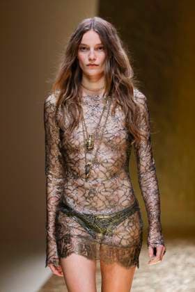 MFW Roberto Cavalli runway MP A model walks the runway at the Roberto Cavalli fashion show during Milan s Fashion Week Womenswear Spring Summer 2026, on September 25, 2025 in Milan (Italy), Italy. Photo by Marco Piovanotto Abacapress.com  Copyright: xPiovanottoxMarco ABACAx