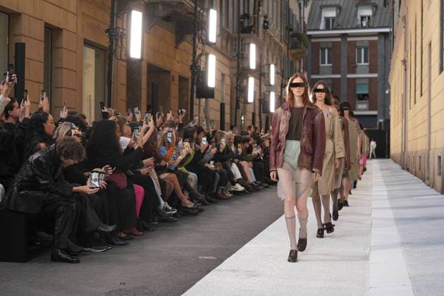 Milan, Milan Women s Fashion Week Spring Summer 2026 - Women s Fashion, Spring Summer 2026. - MM6 Maison Margiela fashion show - catwalk in the photo: Model  Copyright: xRiccardoxGIordanox xipa-agency.netx xRiccardoxGiordano IPAx IPA_Agency_IPA65751209