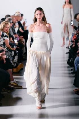Milan Fashion Week - Women S S 2026 Francesco Murano Fashion Show Runway Milan, Italy Milan Fashion Week - Women S S 2026 Francesco Murano Fashion Show Runway Milan, Italy 25th September 2025  Copyright: xx