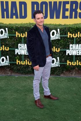 Los Angeles premiere of Hulu s Chad Powers at the Rose Bowl Stadium Featuring: Clayne Crawford Where: Los Angeles, California, United States When: 25 Sep 2025 Credit: Faye s Vision Cover Images EDITORIAL USE ONLY. NOT FOR USE BY NEWSPAPERS BASED IN THE UK. Copyright: xx coverimg55125398