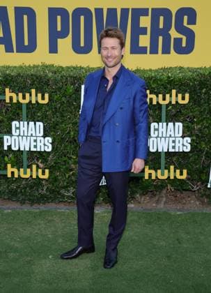 Los Angeles premiere of Hulu s Chad Powers at the Rose Bowl Stadium Featuring: Glen Powell Where: Los Angeles, California, United States When: 25 Sep 2025 Credit: Faye s Vision Cover Images EDITORIAL USE ONLY. NOT FOR USE BY NEWSPAPERS BASED IN THE UK. Copyright: xx coverimg55125243